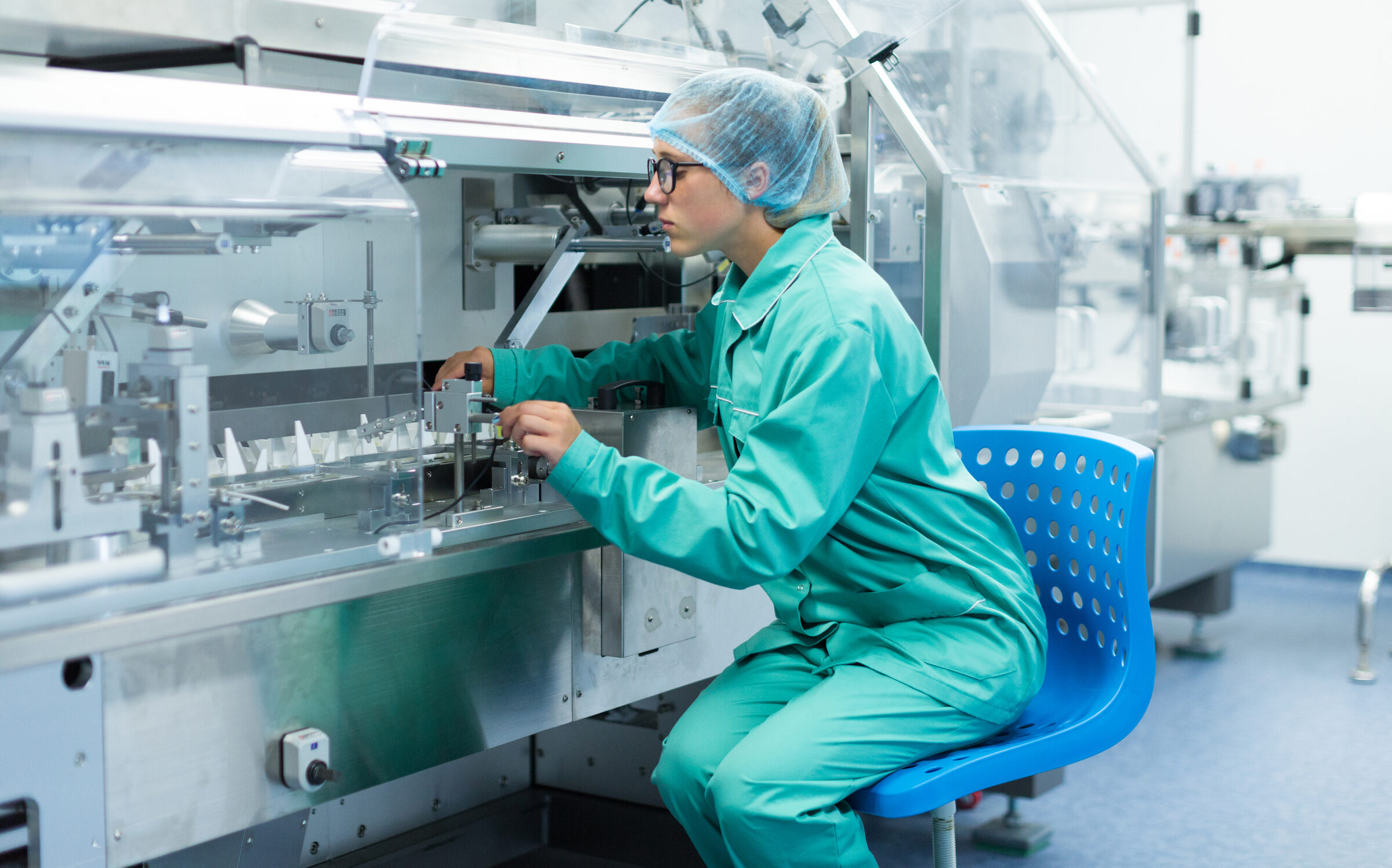 Capsule encapsulation equipment